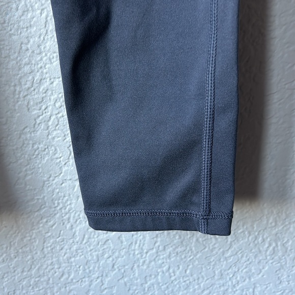 Motion 365 Fabletics grey pants Sz Medium women with waist pocket grey - Picture 3 of 11